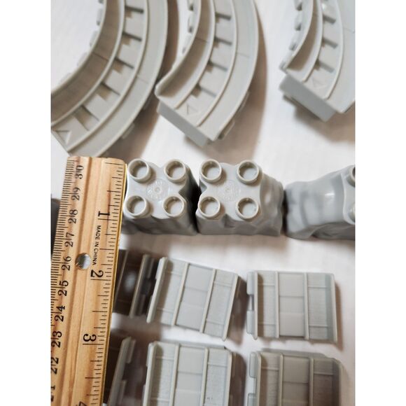 Mega Bloks Train Track Lot – Gray Rails + Extras - Picture 6 of 12